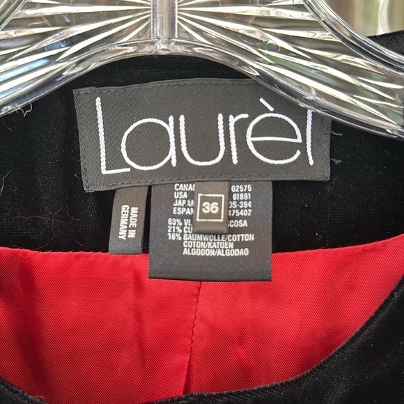 Escada Laurel Black Velvet Jacket SIZE 36 - Picture 2 of 5